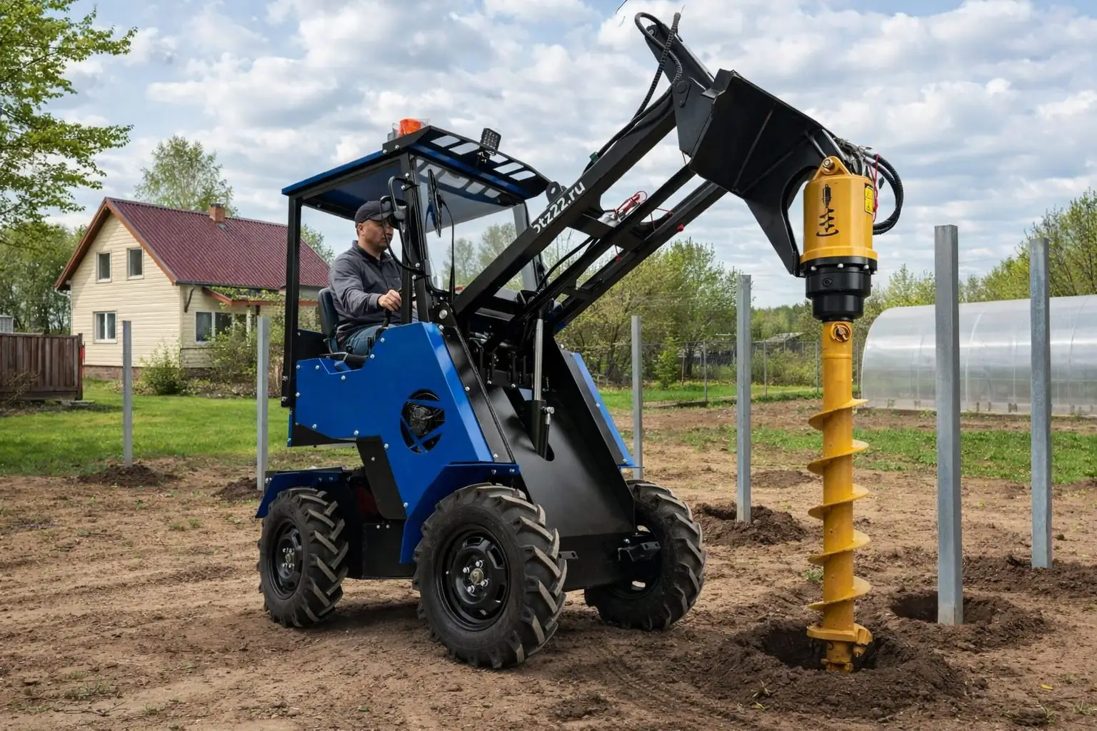 Барнаулец с буром